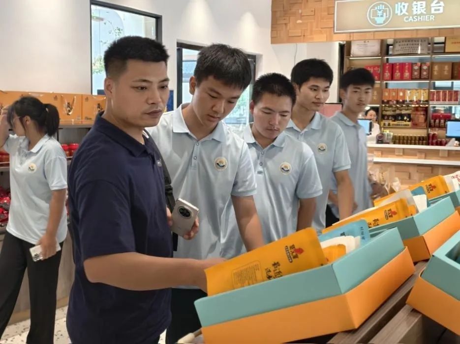 微信图片_20250724210017.jpg