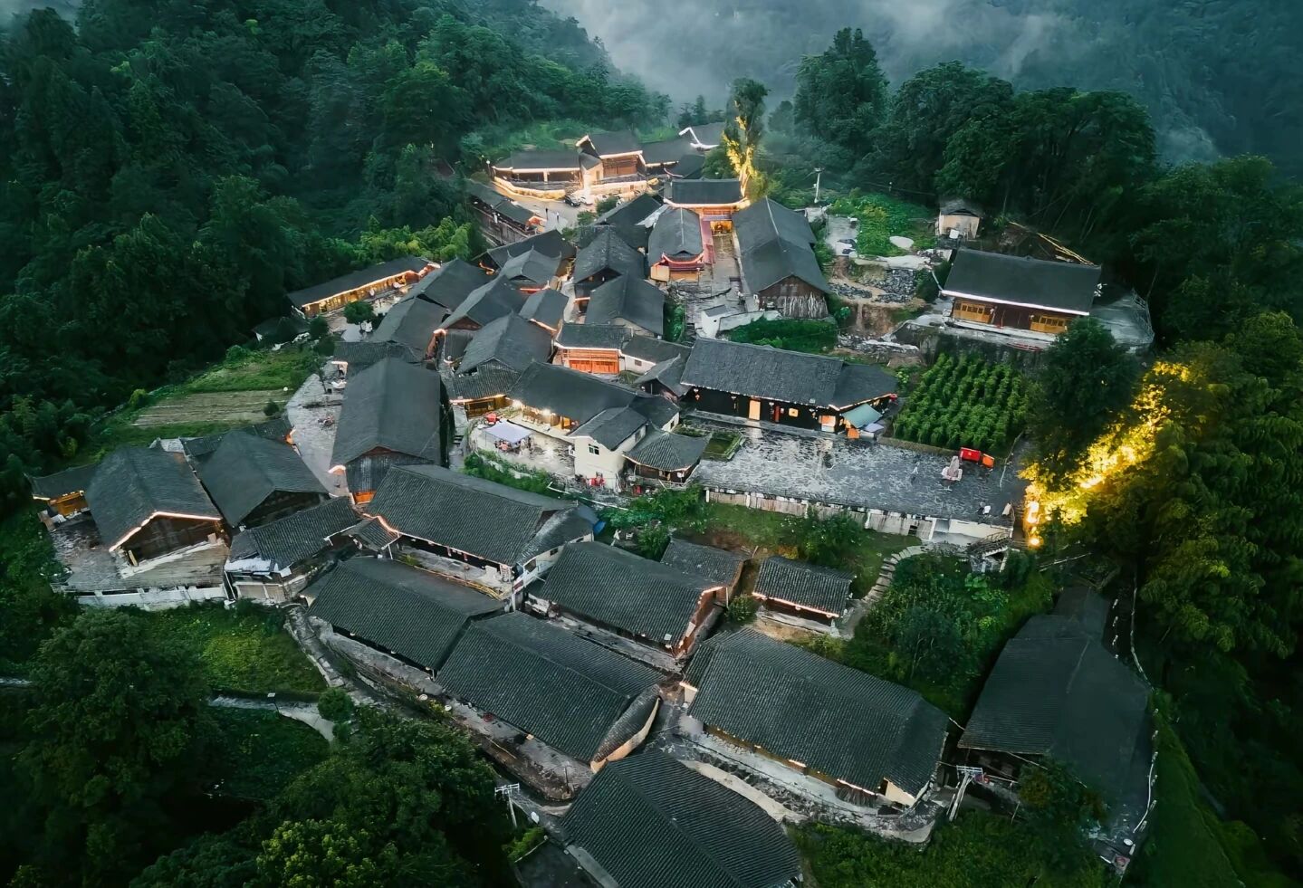 微信图片_2026-08-12_222627_484.jpg